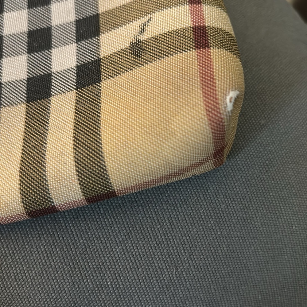 Burberry bag - Picture 5 of 12